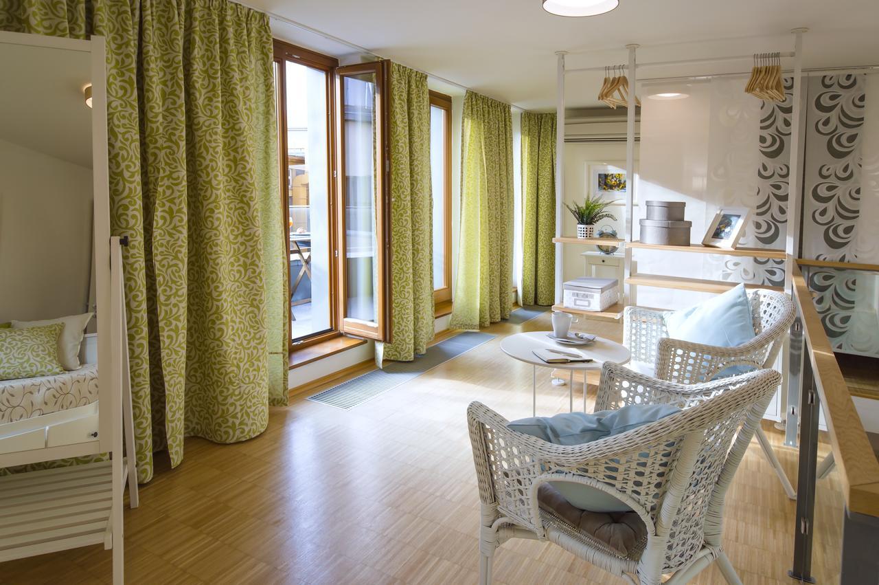 Modern Apartment Charvatova Praha Eksteriør bilde