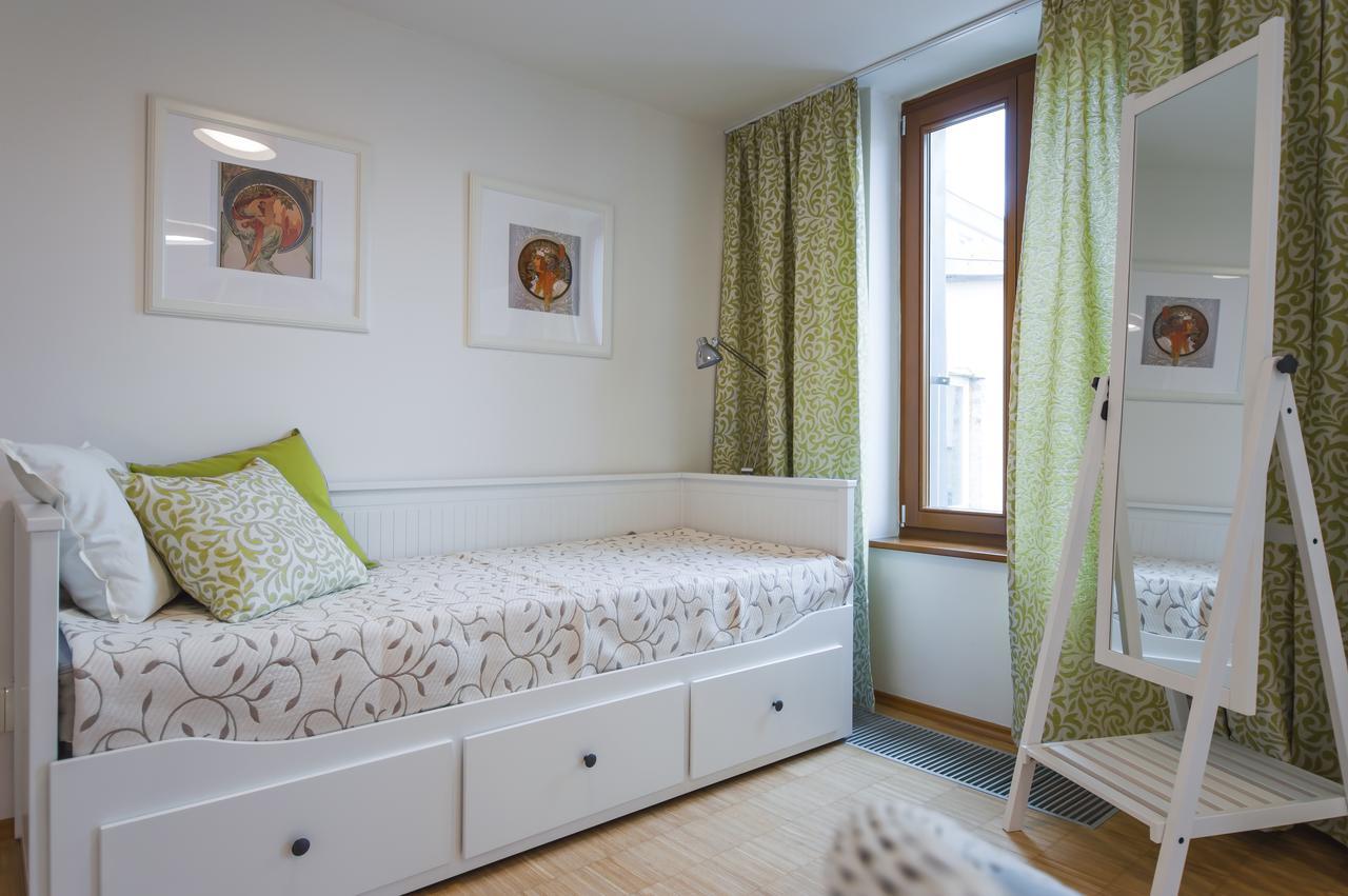 Modern Apartment Charvatova Praha Eksteriør bilde