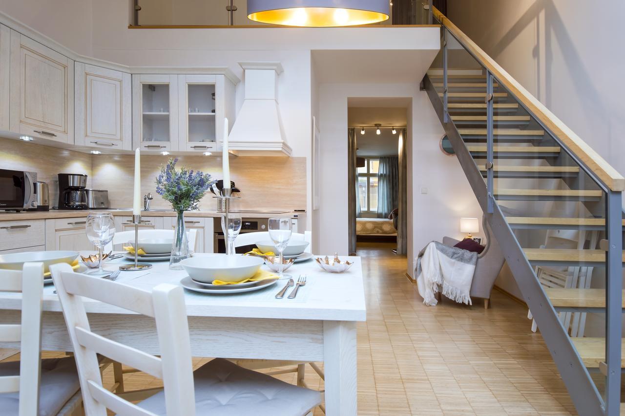 Modern Apartment Charvatova Praha Eksteriør bilde