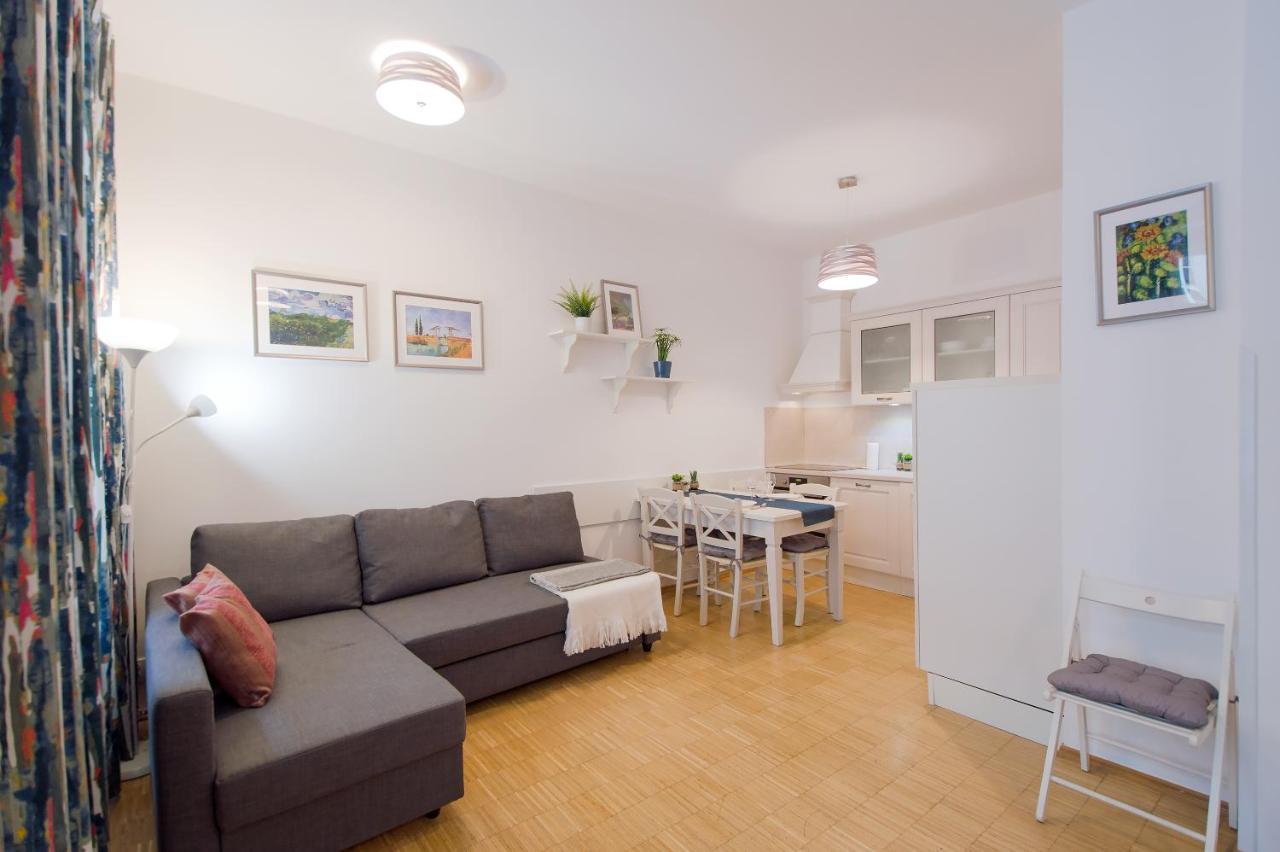 Modern Apartment Charvatova Praha Eksteriør bilde